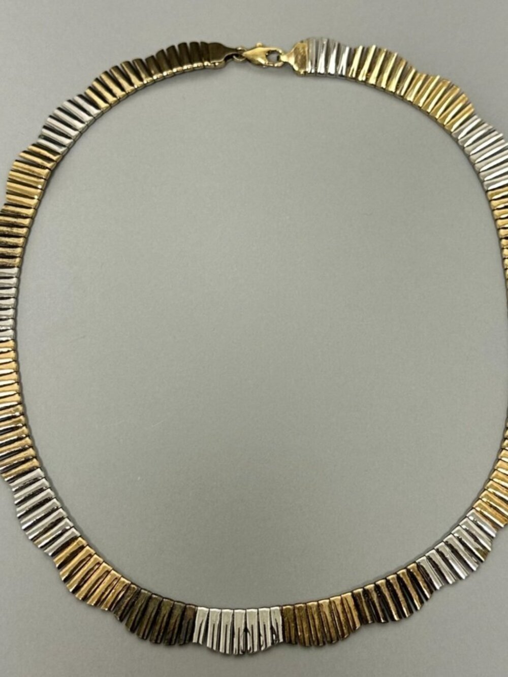 Sterling Silver Ribbed Collar Necklace Tri Tone Scalloped Edges Statement 14.5"